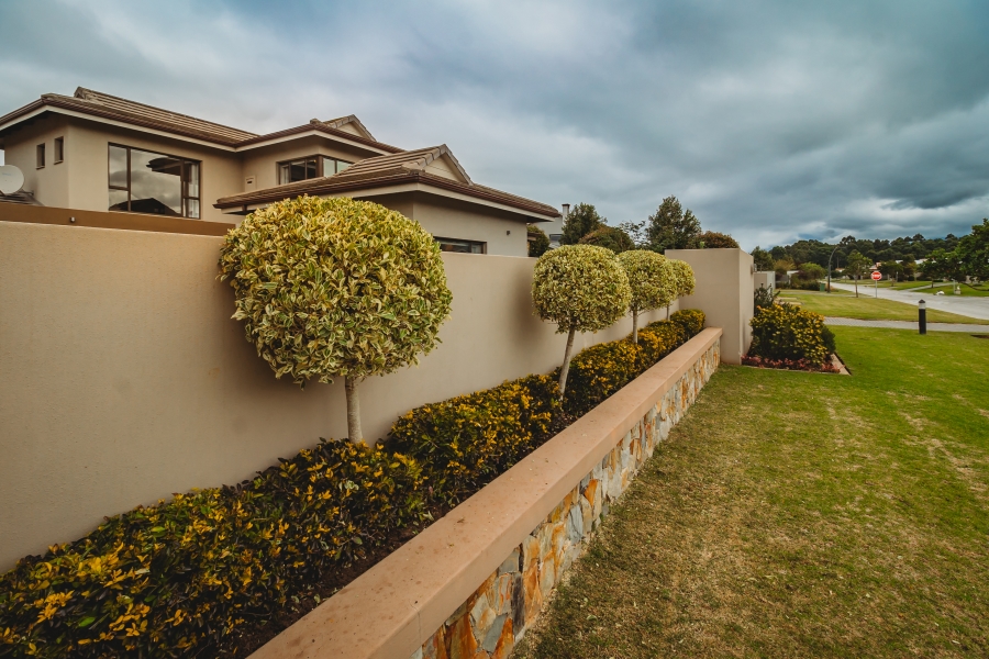 4 Bedroom Property for Sale in Earls Court Lifestyle Estate Western Cape